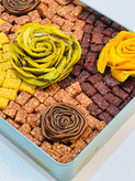 هدیه سازمانی میوه خشک گل شده